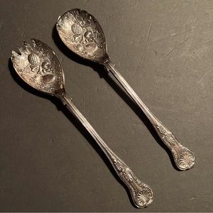 Salat Spoon & Fork Set Embossed Metal Silver Plated England Vintage